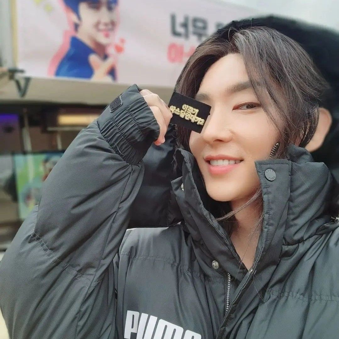 이준기 최근 활동샷