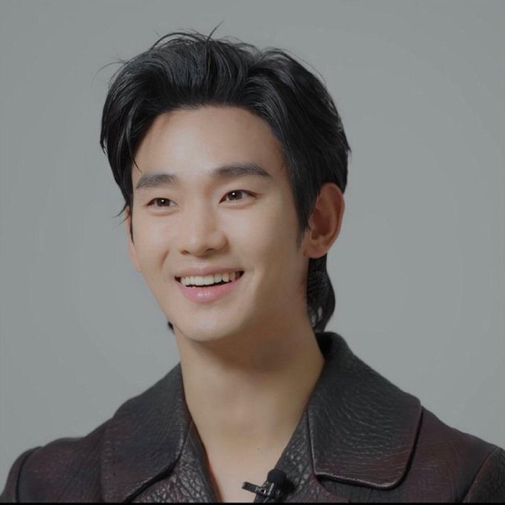 Cuplikan di balik layar dari Kim Soohyun