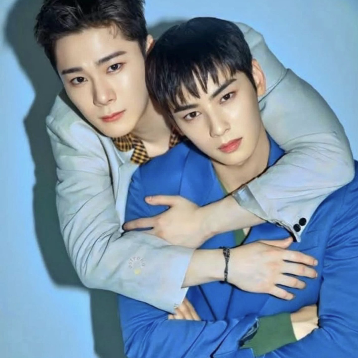 Recent activity shot of Cha Eunwoo