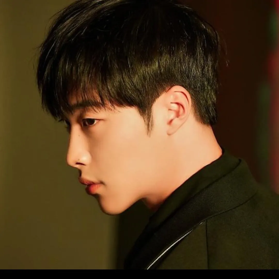 Behind-the-scenes cut of Woo Dohwan