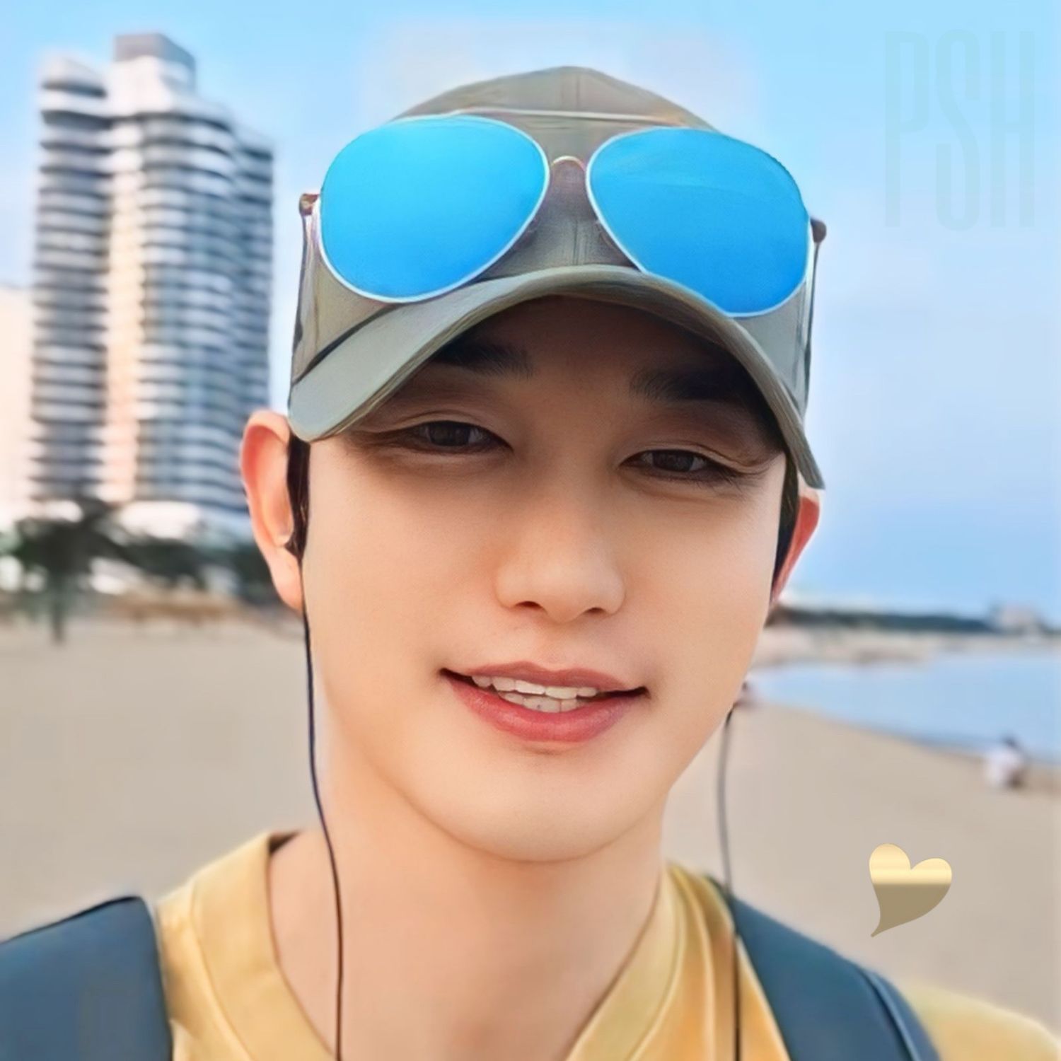A moment captured by a fan of Park Sihoo