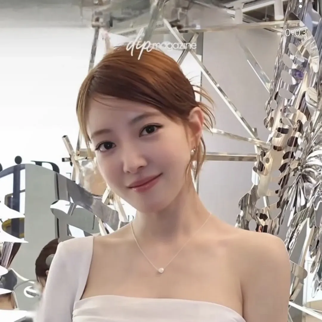 Recent activity shot of Lee Seyoung