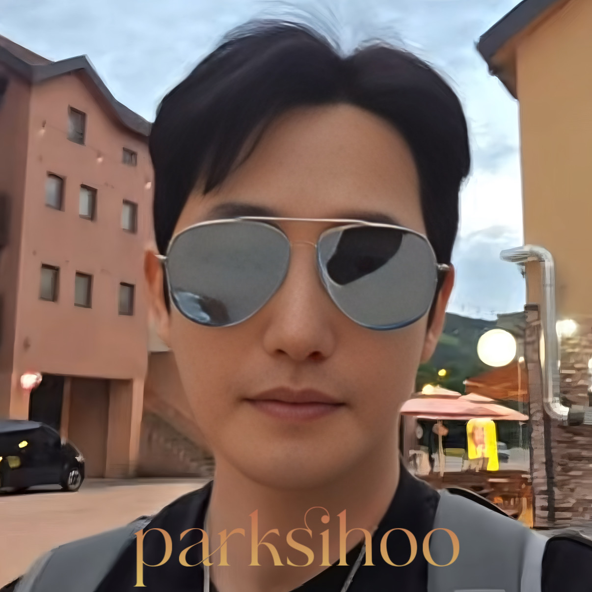 Behind-the-scenes cut of Park Sihoo