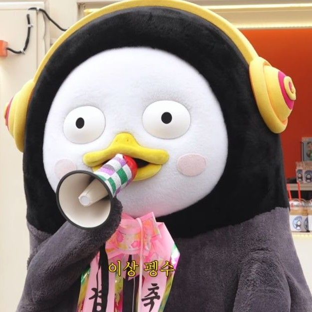 ペンスの最近の活動ショット