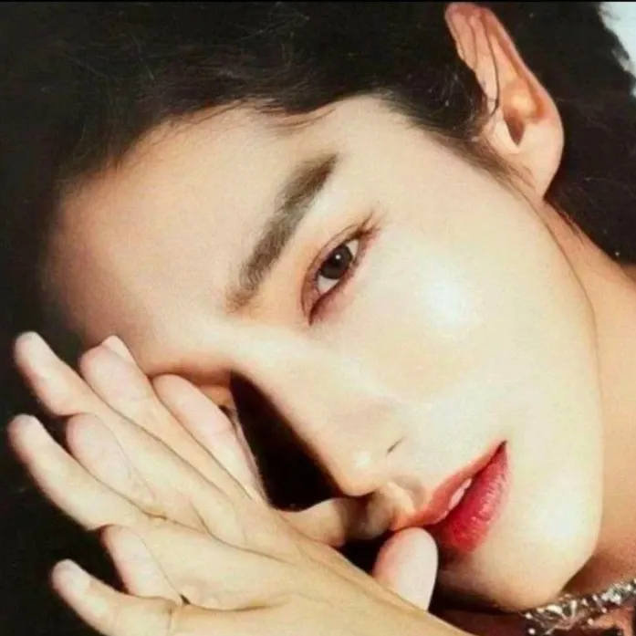 Foto terbaru dari Lee Joongi
