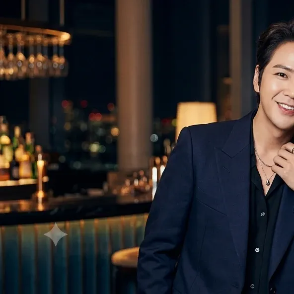 A moment captured by a fan of Jang Geunsuk