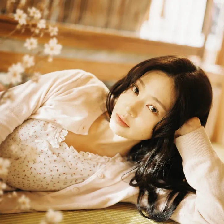 Latest photo of Kim Minju