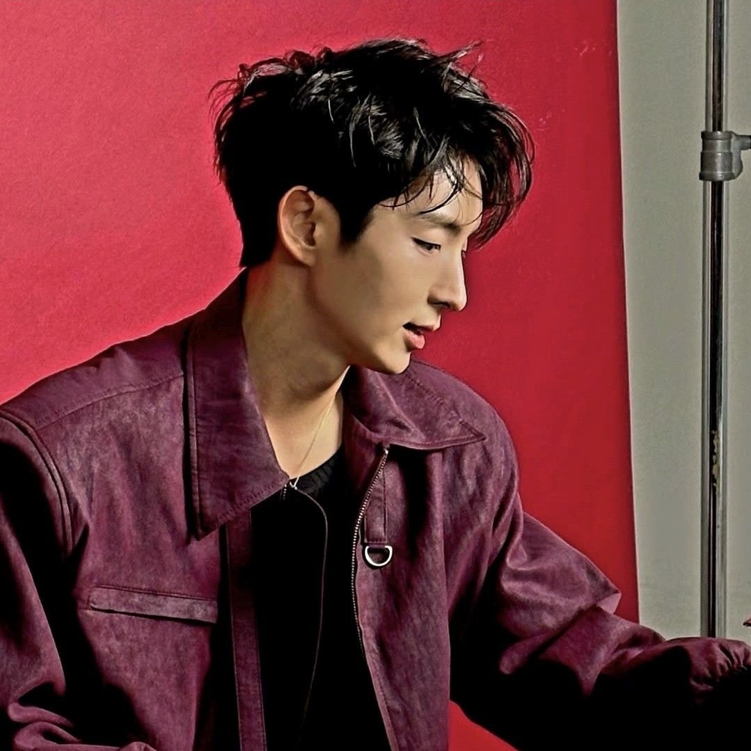 Cuplikan di balik layar dari Lee Joongi