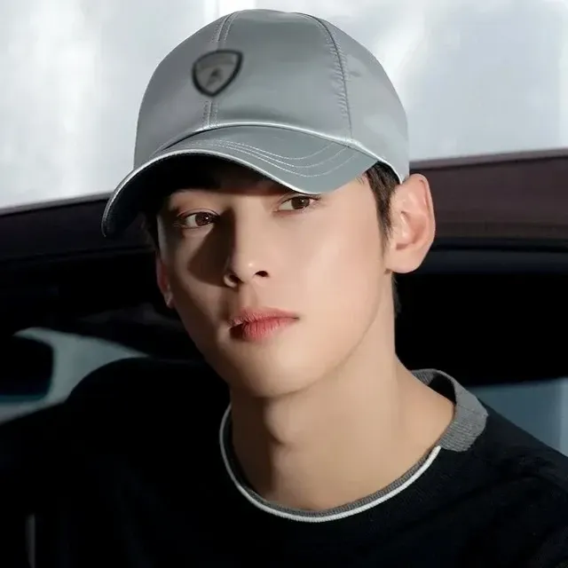 Recent activity shot of Cha Eunwoo