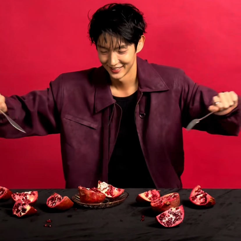 A moment captured by a fan of Lee Joongi