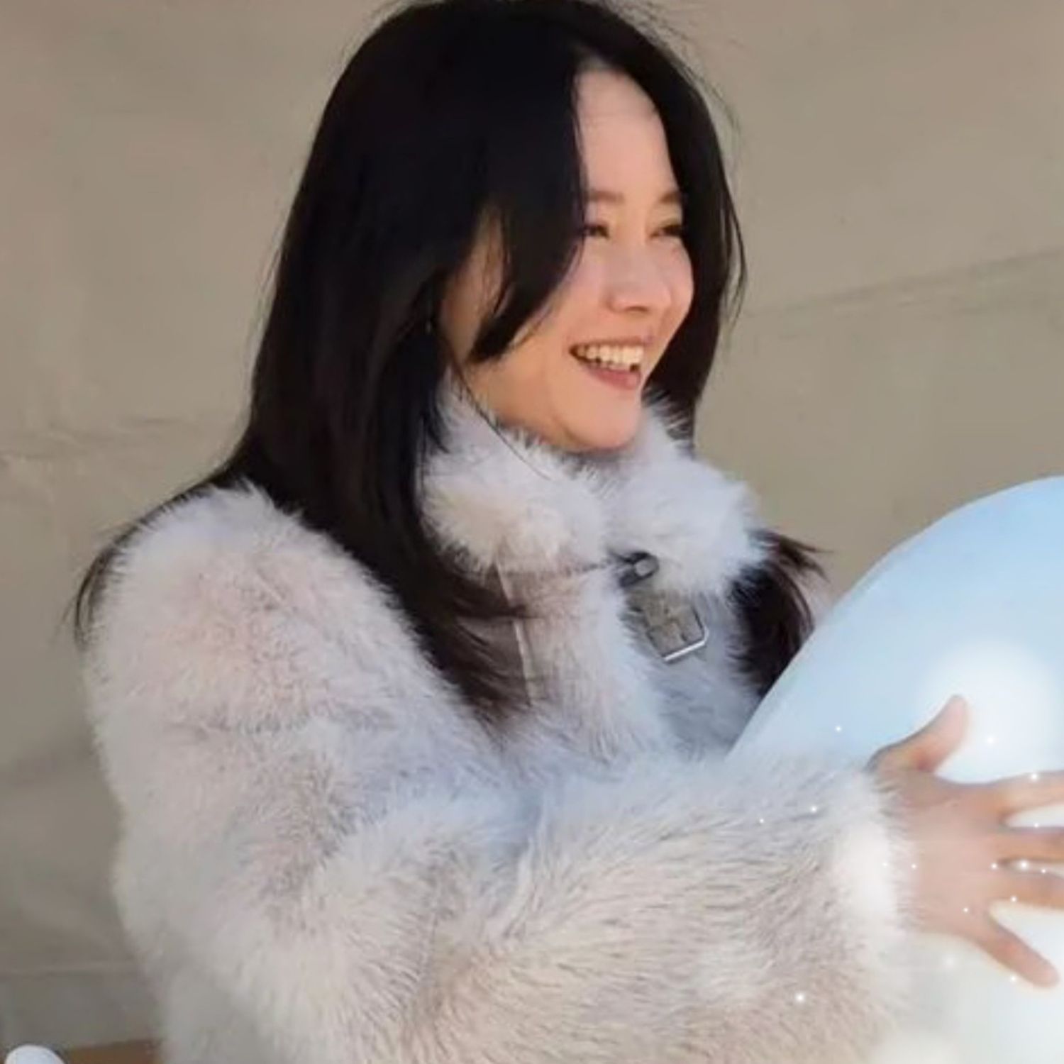 송지효의 최신 사진