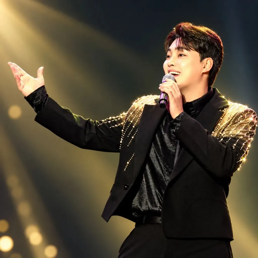 A moment captured by a fan of Kim Kyungmin