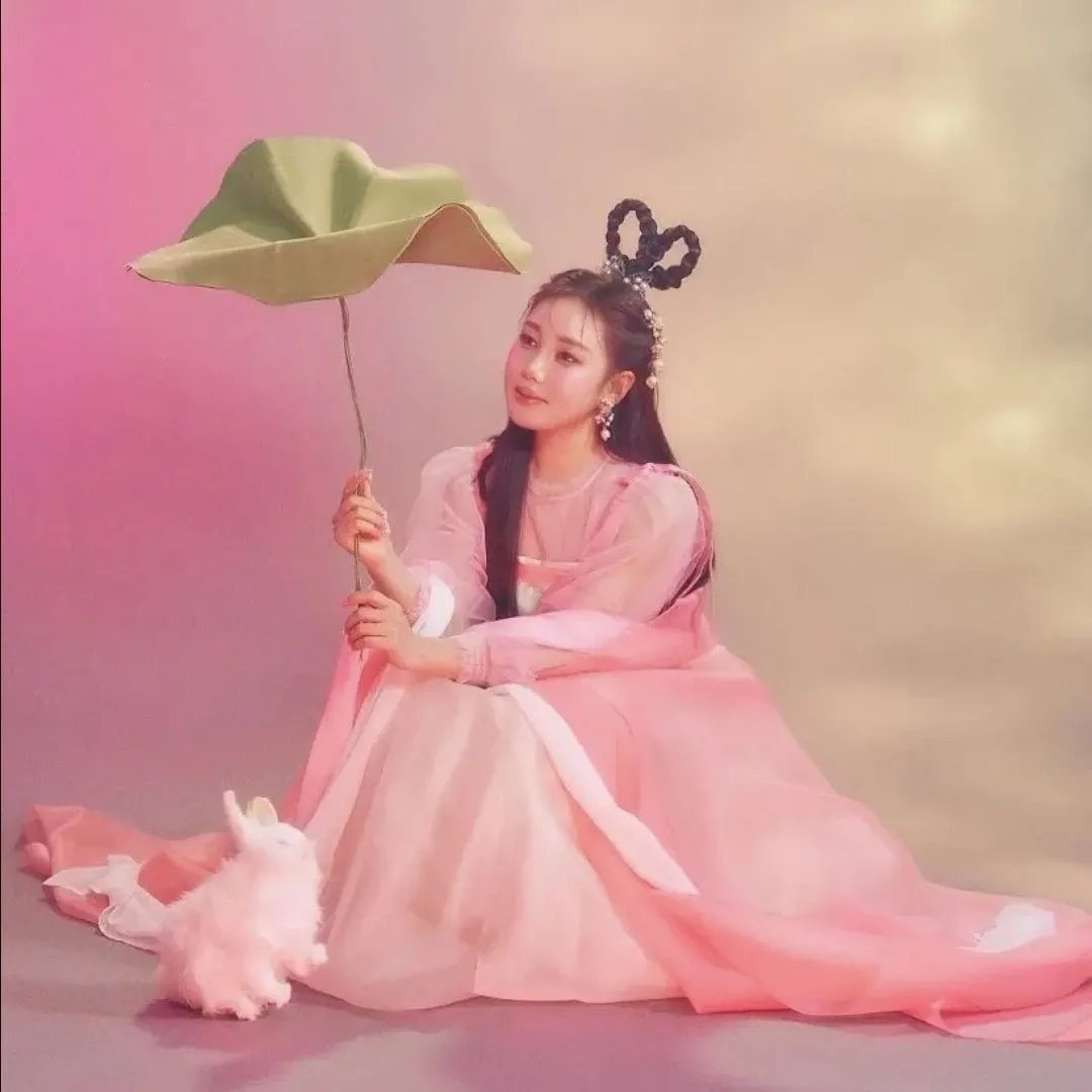 宋歌人的最新照片