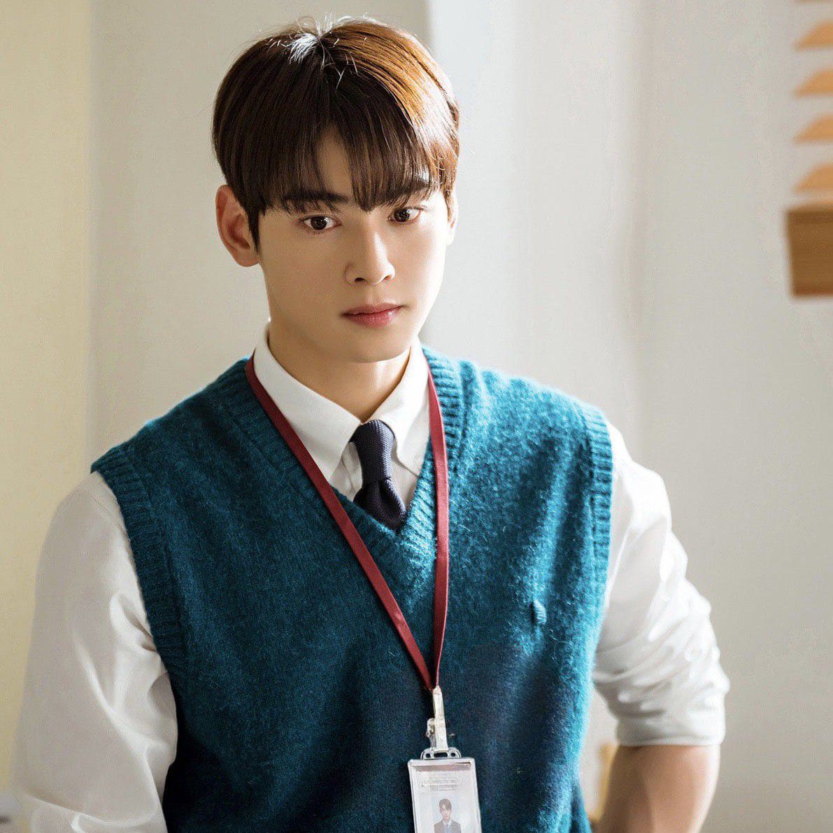 Latest photo of Cha Eunwoo