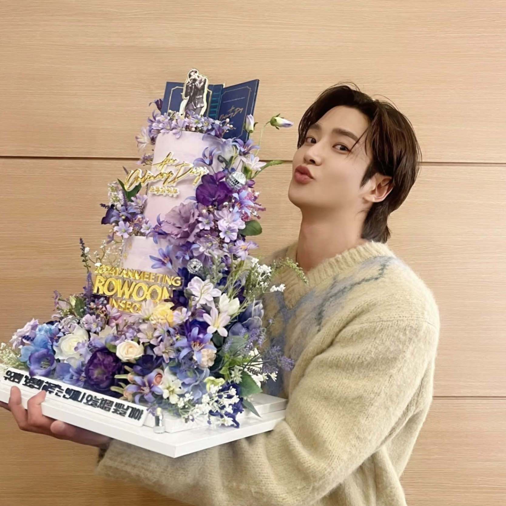 Momen yang diabadikan oleh penggemar Rowoon