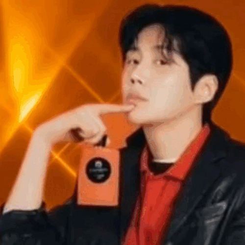 Behind-the-scenes cut of Kim Seonho