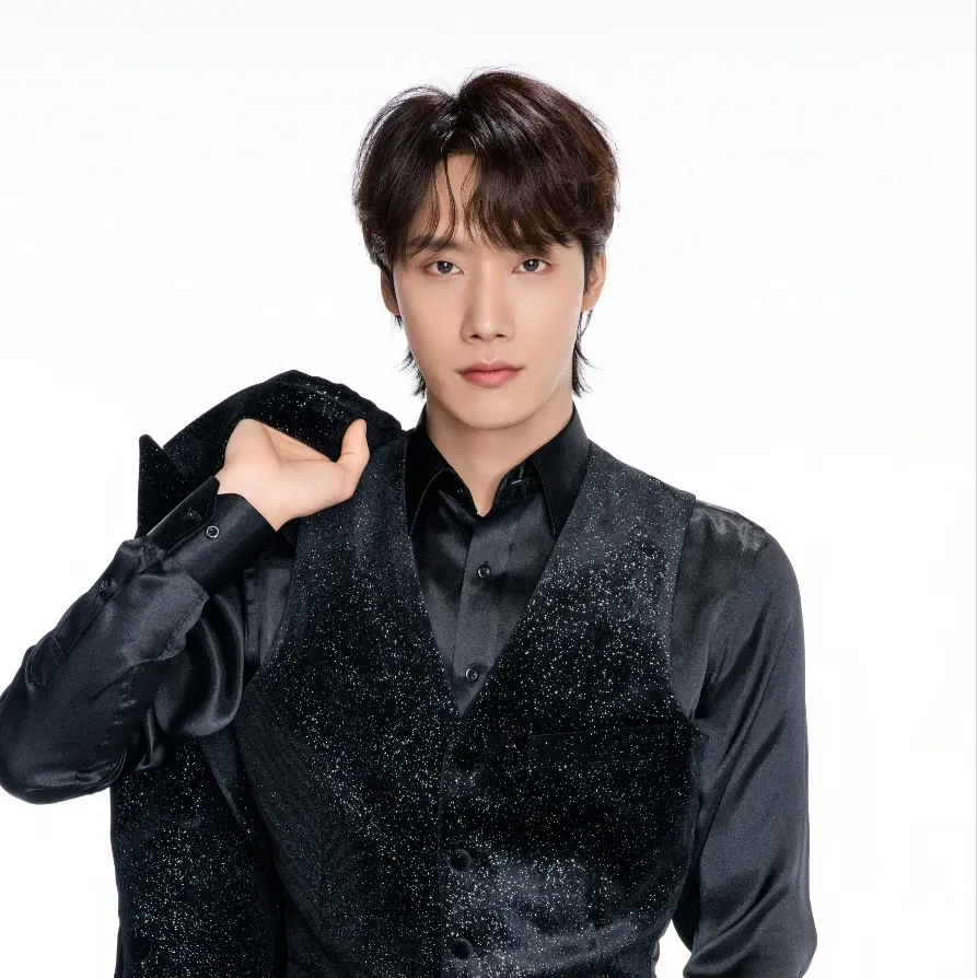 Latest photo of Choi Woojin