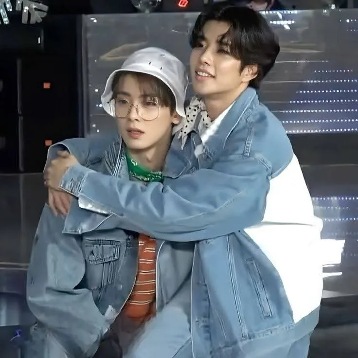 Behind-the-scenes cut of Cha Eunwoo
