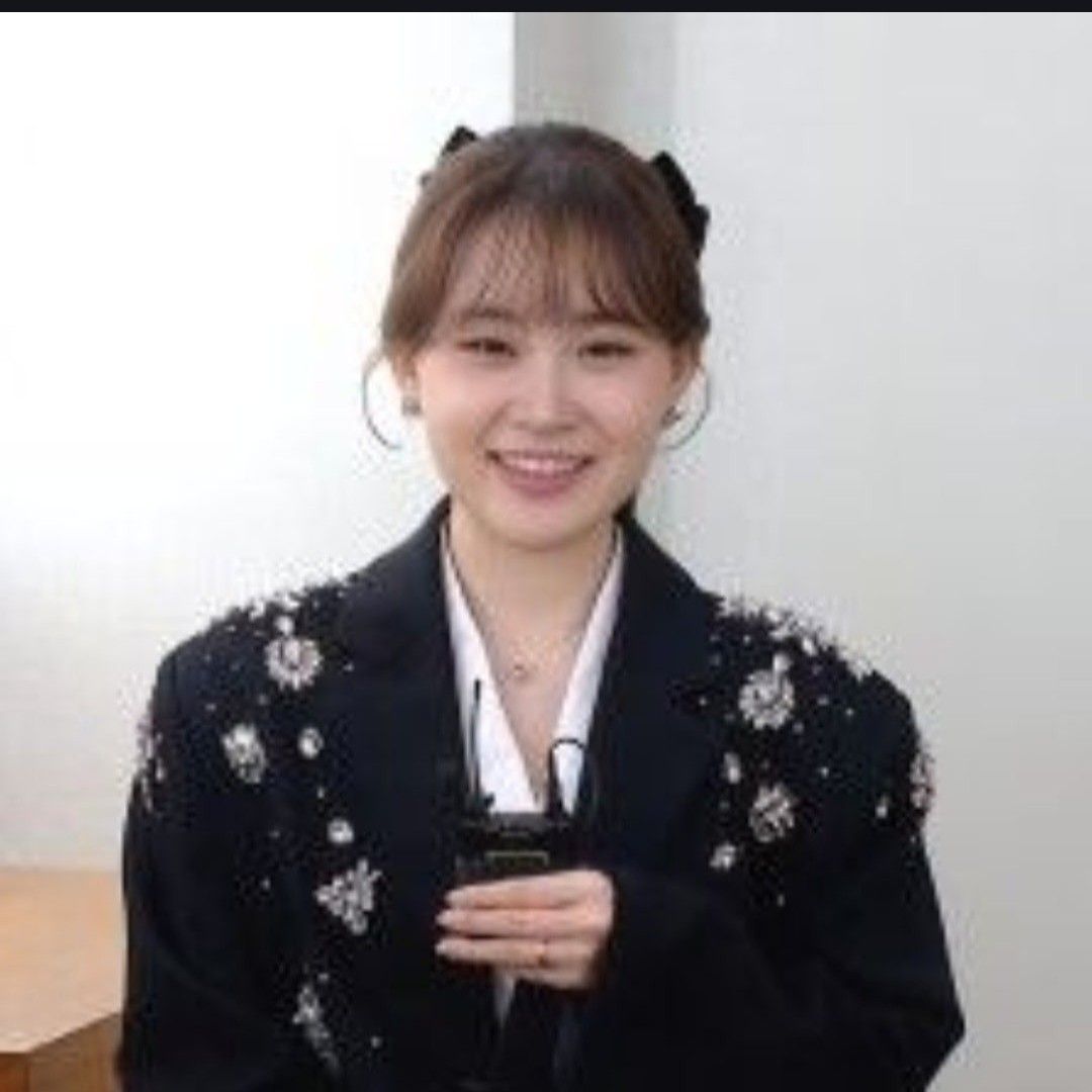 A moment captured by a fan of Kim Dahyun