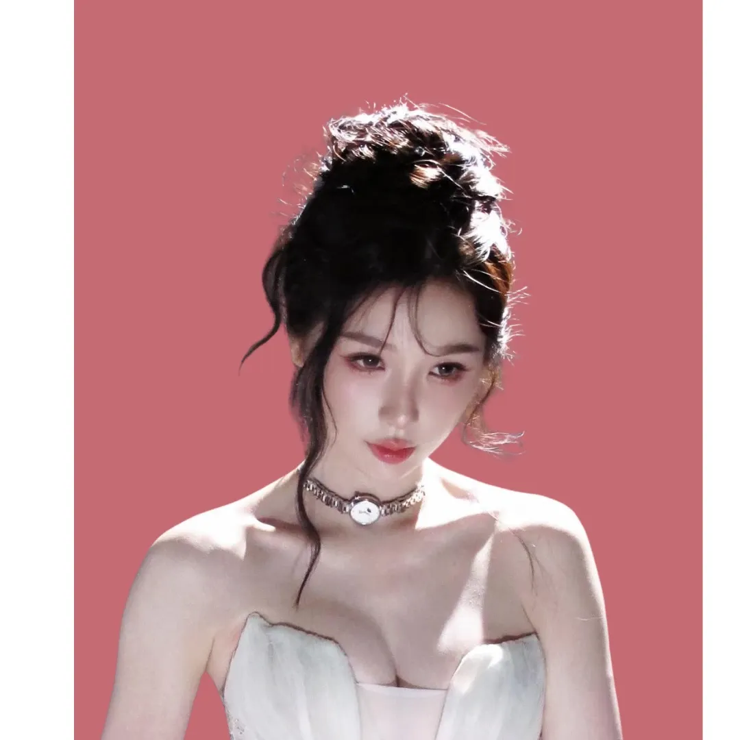 Behind-the-scenes cut of Esther Yu