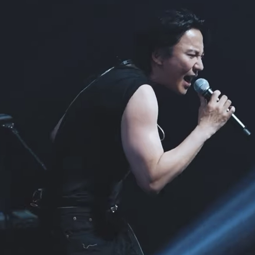 Behind-the-scenes cut of Kim Namgil