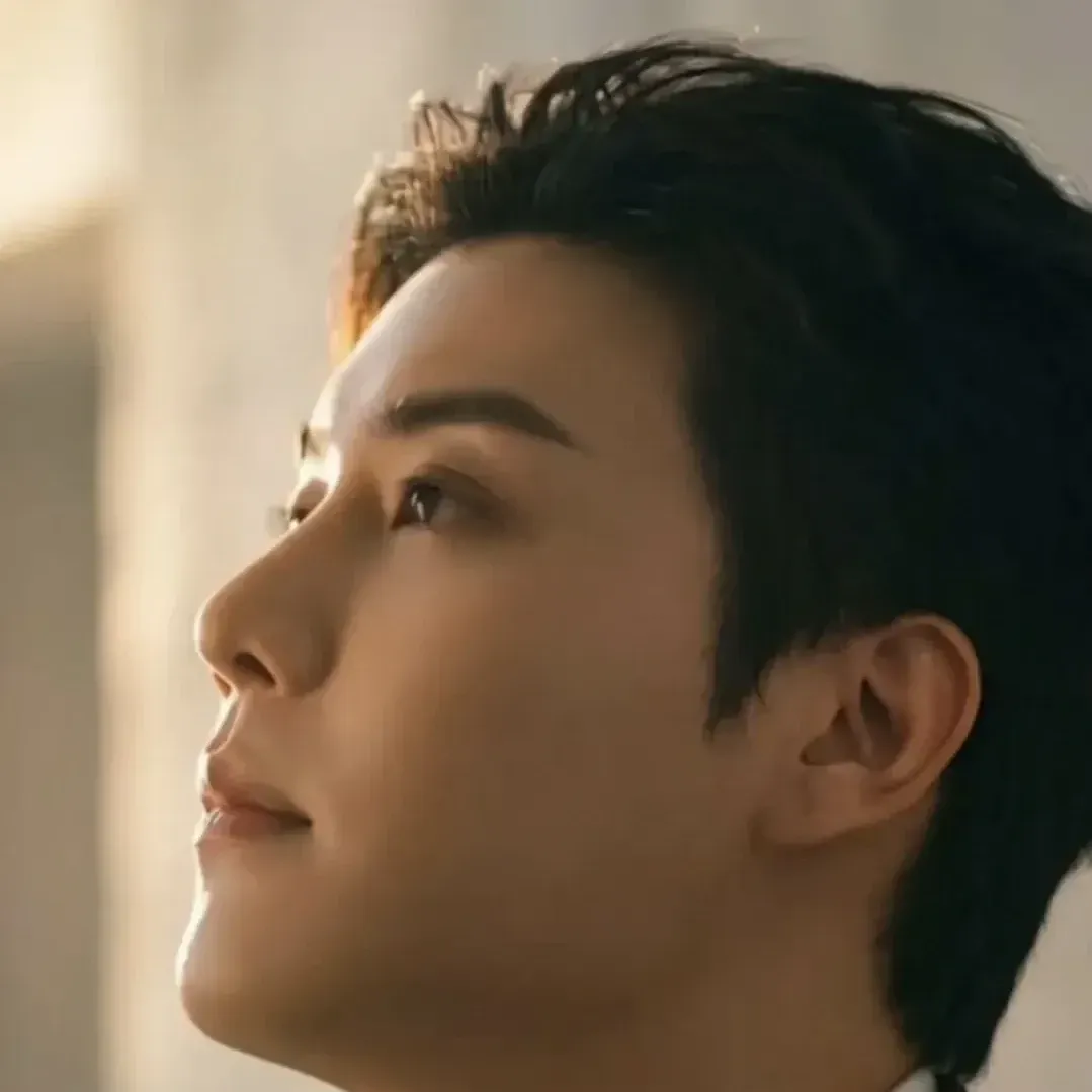 Behind-the-scenes cut of Jin Haesung