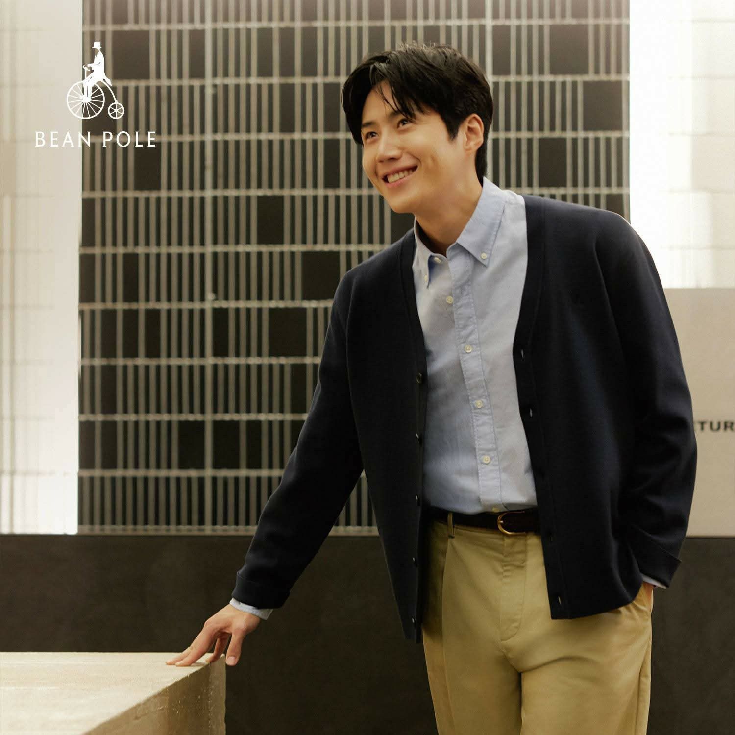 Behind-the-scenes cut of Kim Seonho