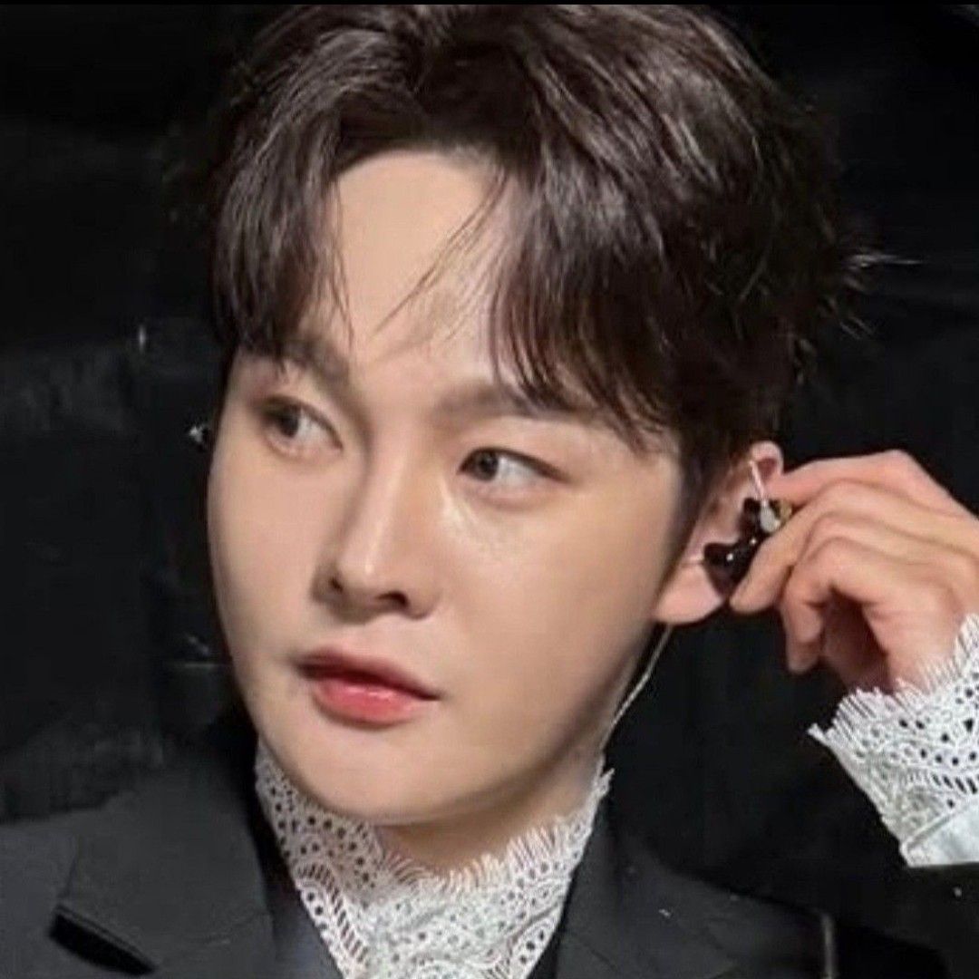 A moment captured by a fan of Park Seojin