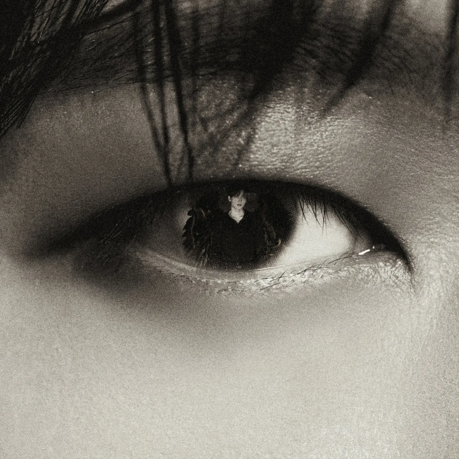 Behind-the-scenes cut of Nam Woohyun
