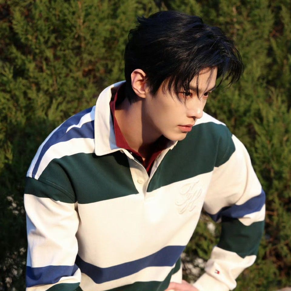 Behind-the-scenes cut of He Yu