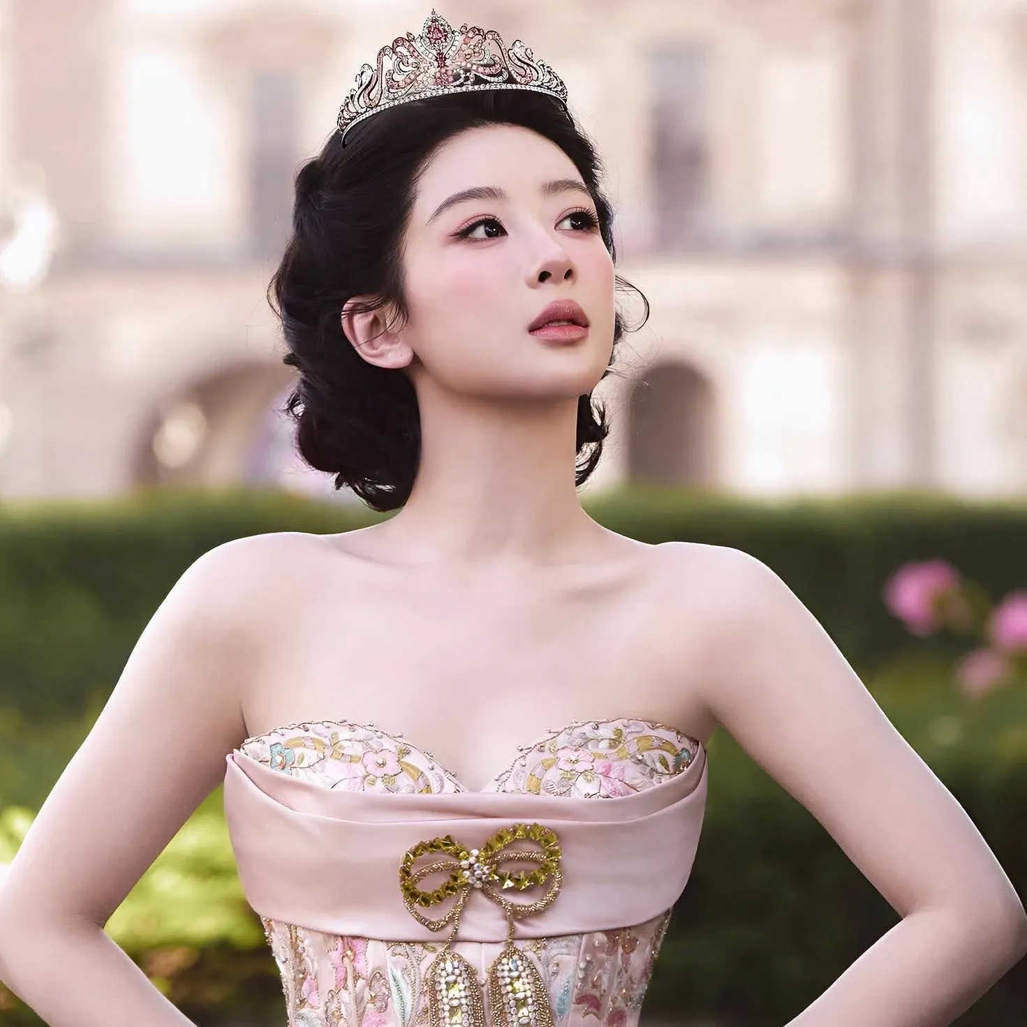 Latest photo of Yang Zi
