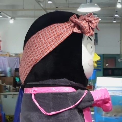 朋秀的最新照片