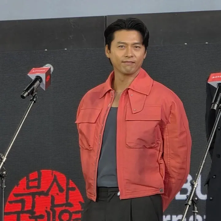 Foto kegiatan terbaru dari Hyun Bin
