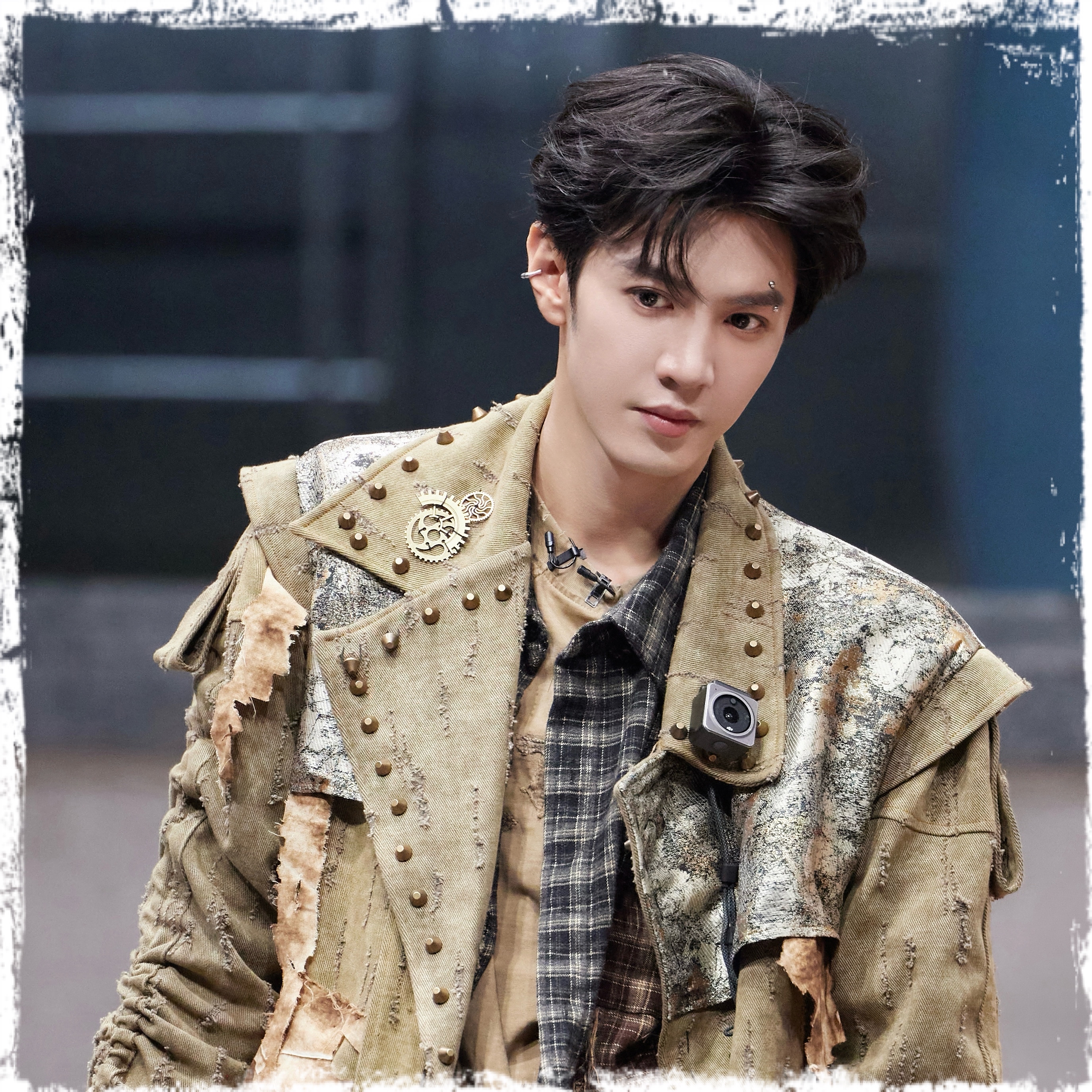 Behind-the-scenes cut of Chen Zhe Yuan