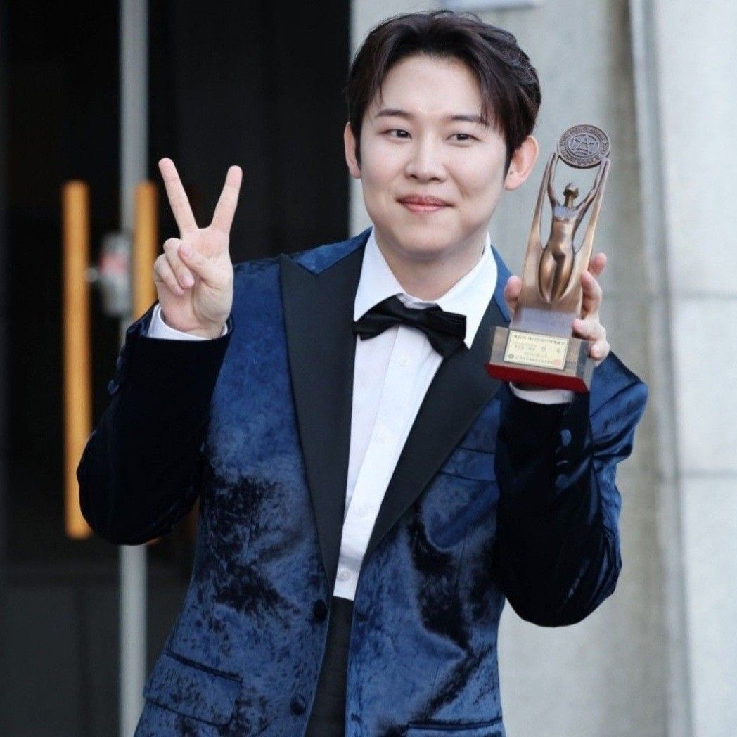 Latest photo of Jinuk