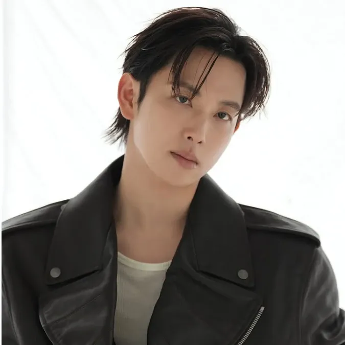 Recent activity shot of Yim Siwan
