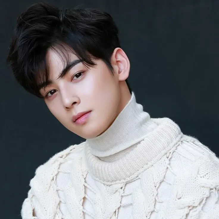 Behind-the-scenes cut of Cha Eunwoo
