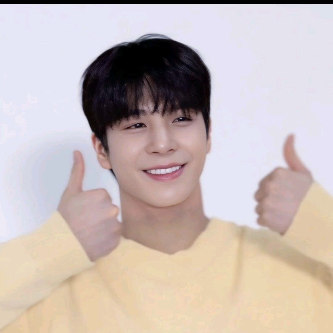 Foto terbaru dari Jeong Dongwon