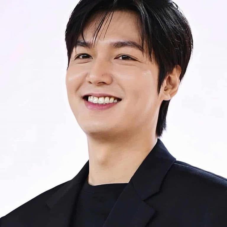 Recent activity shot of Lee Minho