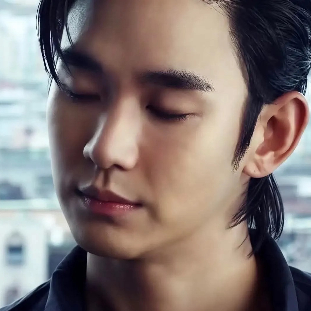 Latest photo of Kim Soohyun