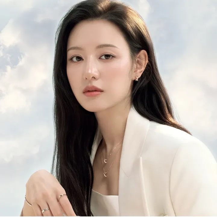 Latest photo of Kim Jiwon