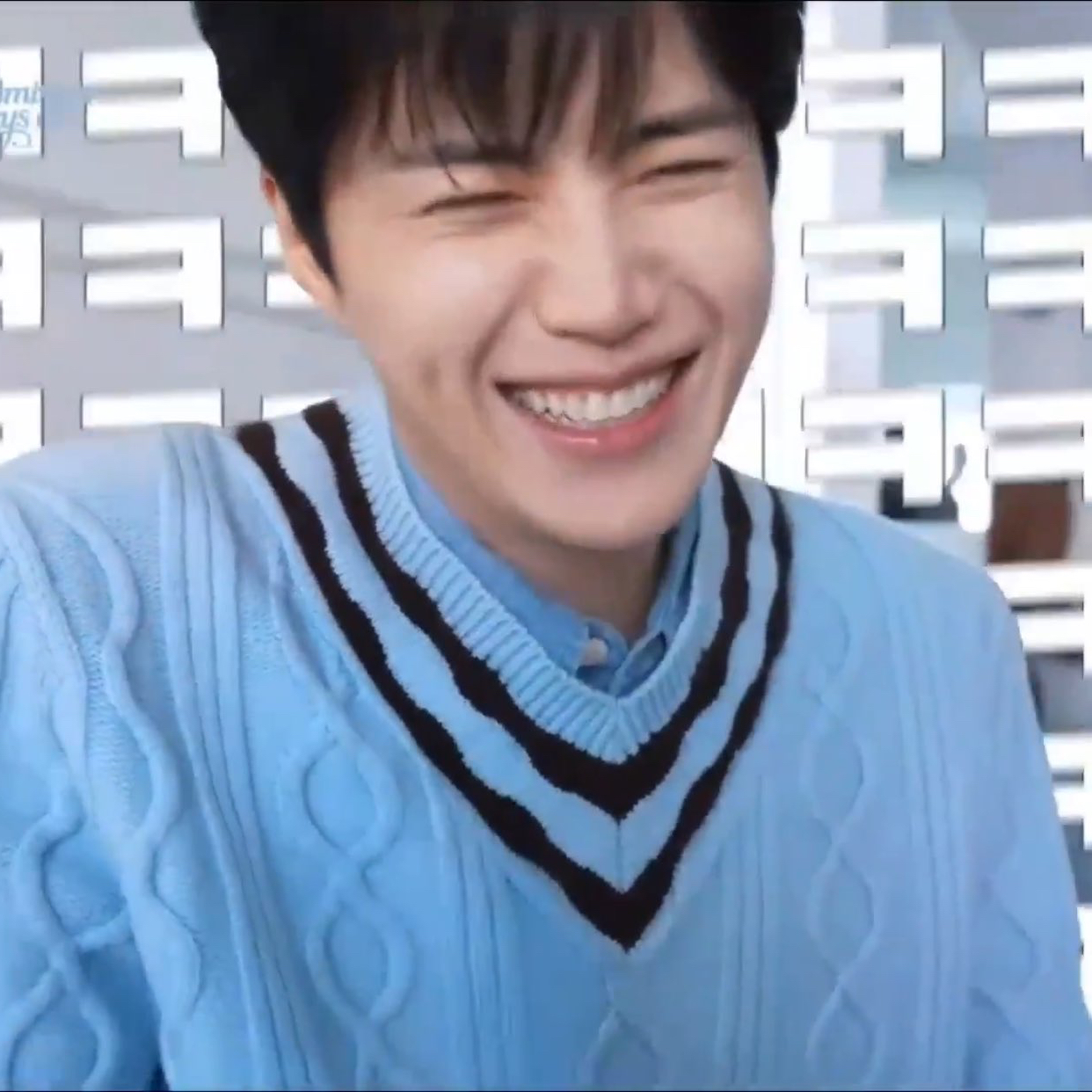 キム・ソンホのビハインドカット