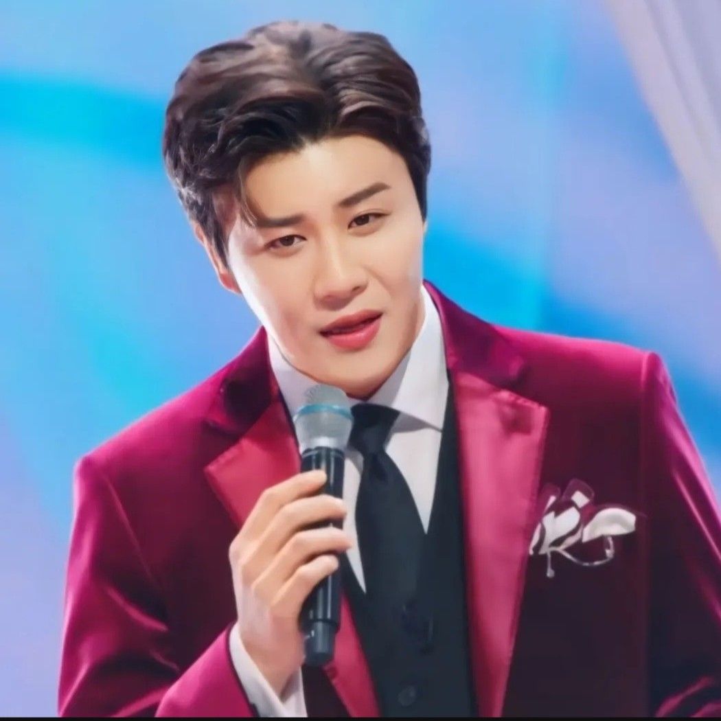 粉丝拍下的晋海成瞬间