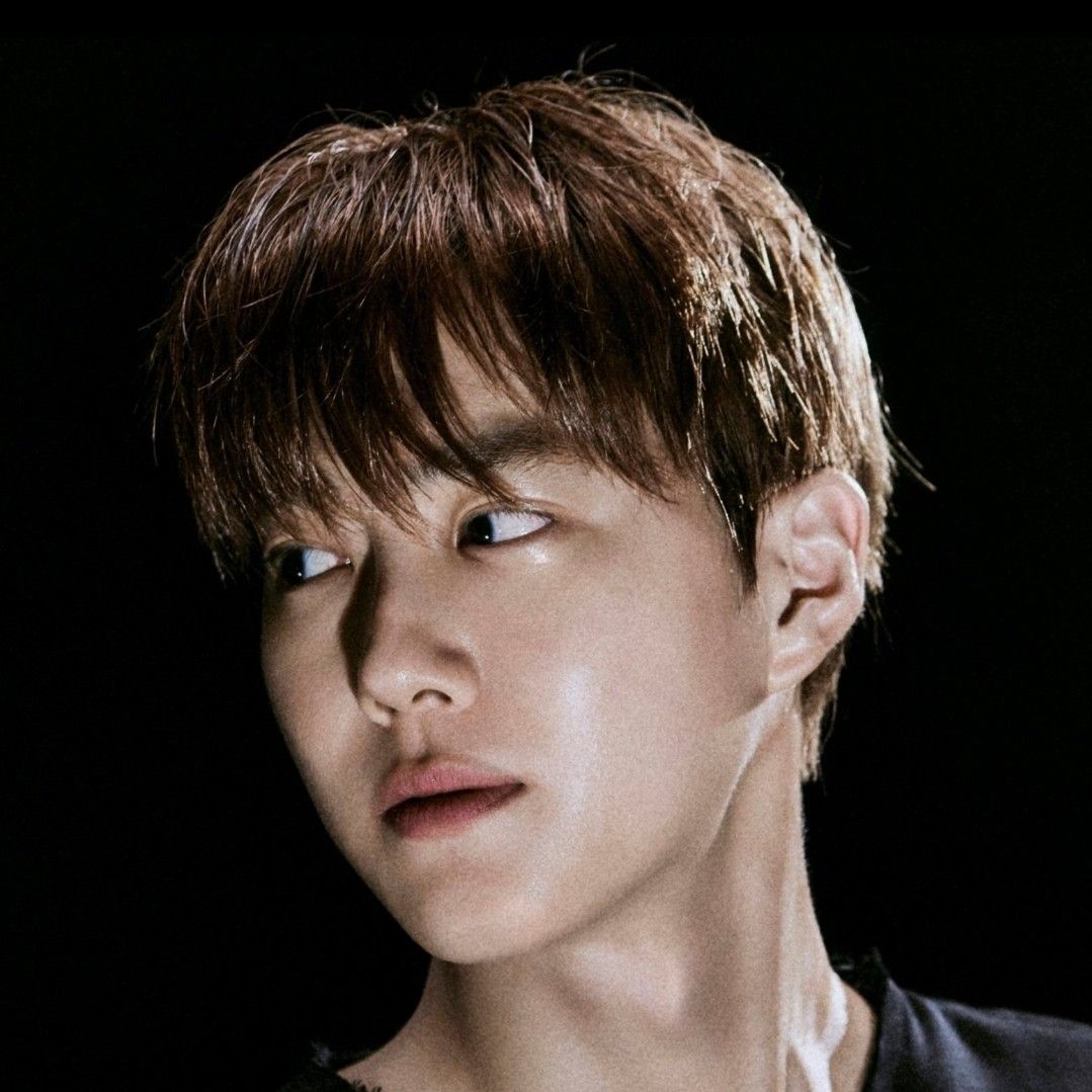 Latest photo of Suho