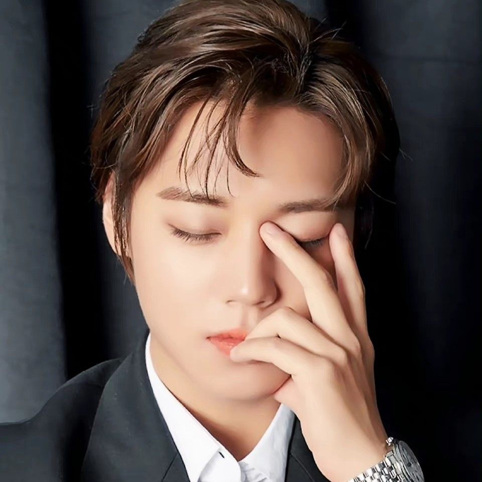 Latest photo of Park Jihoon