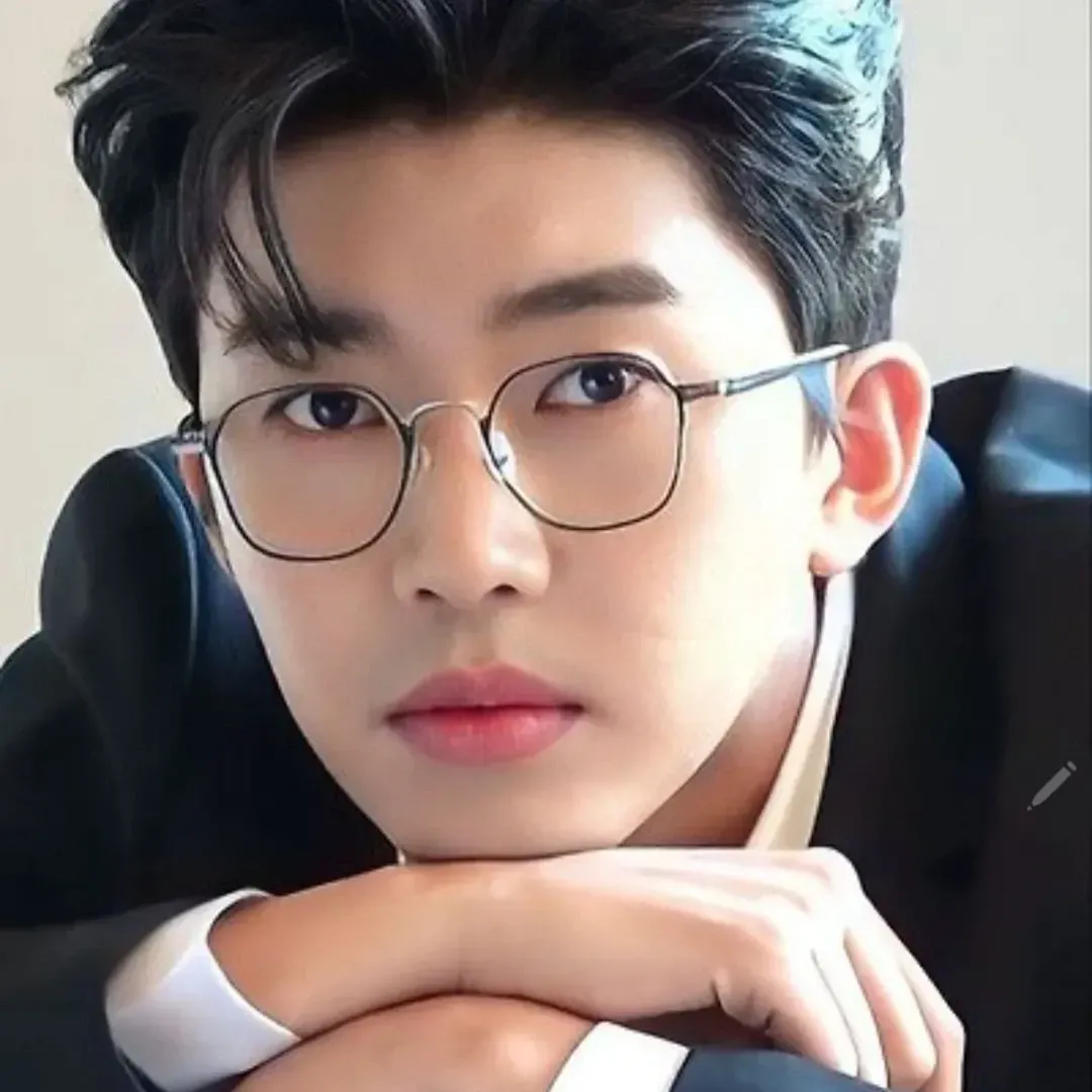 A moment captured by a fan of Lim Youngwoong