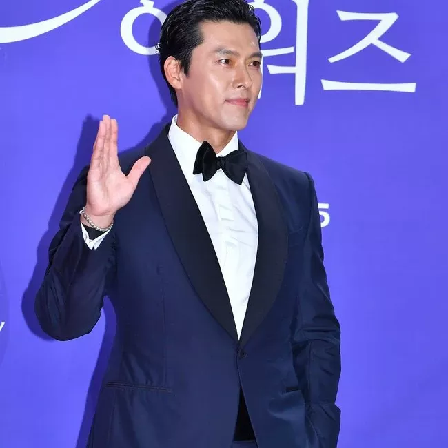 현빈의 최신 사진