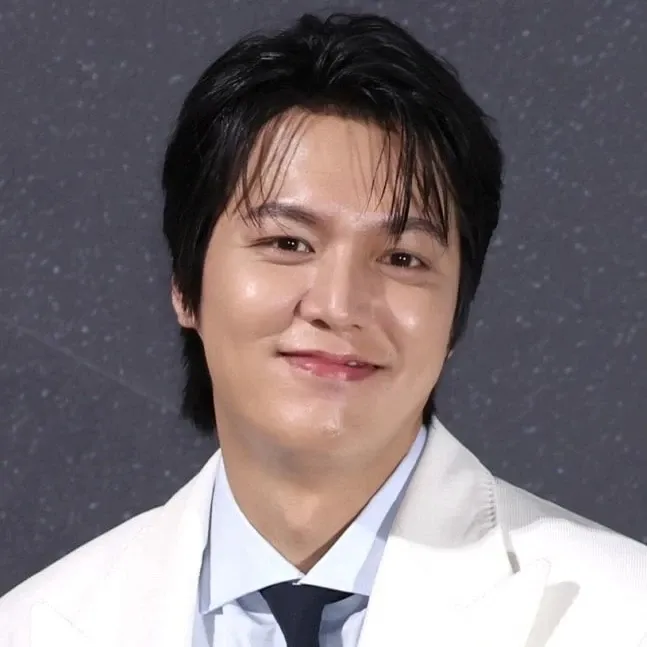 Recent activity shot of Lee Minho