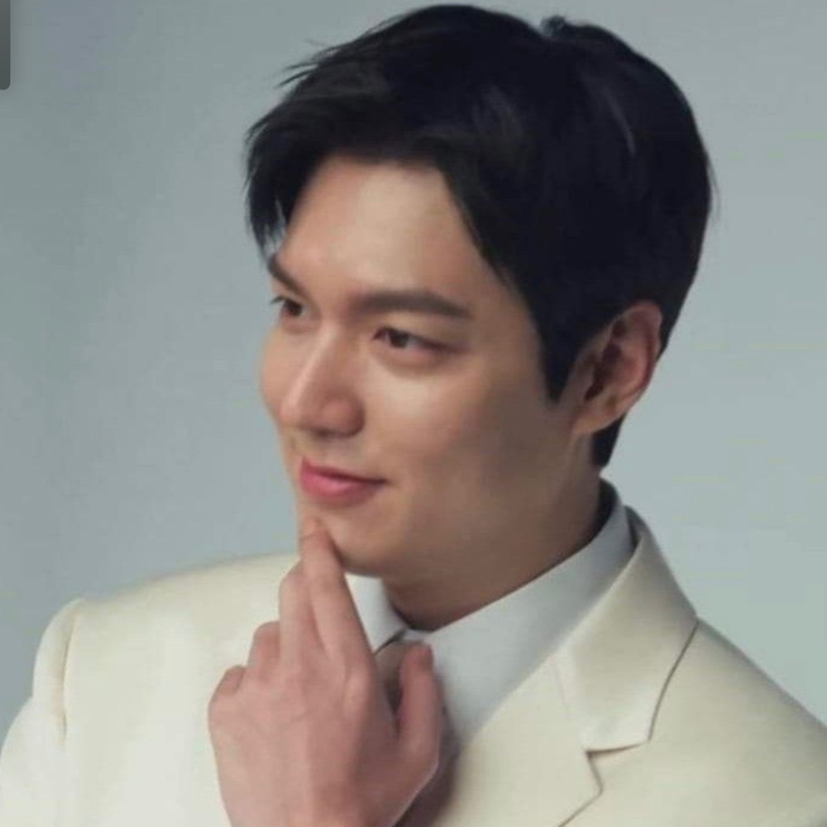 Recent activity shot of Lee Minho