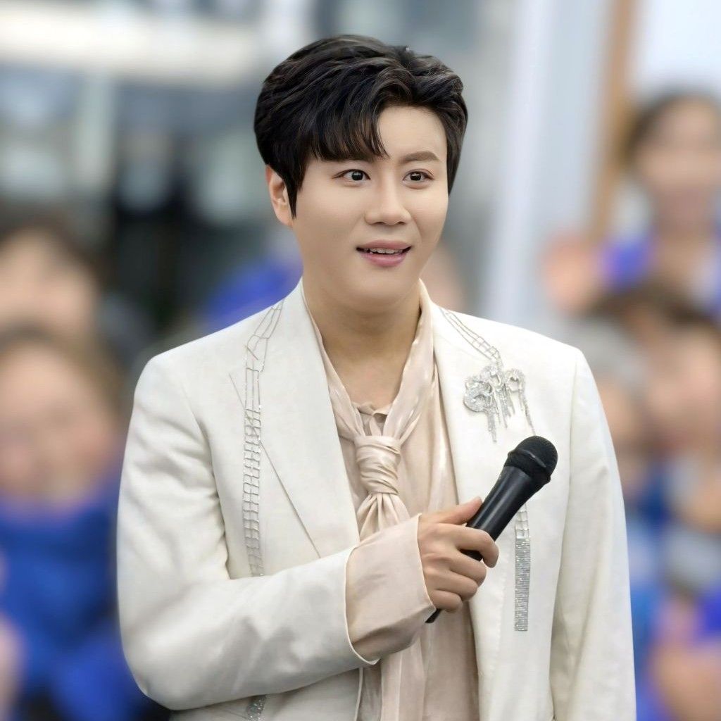 粉絲拍下的晉海成瞬間